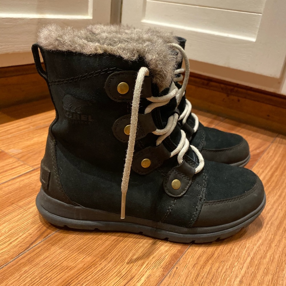 Sorel Explorer Joan Boots, black size 7